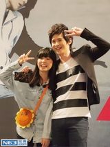 组图：明道纪佳松五一上海广州签唱回馈粉丝