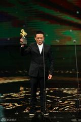组图：李康生凭《郊游》获最佳男主角