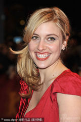 幻灯：本-斯蒂勒《格林伯格》首映 红裙女主角亮丽