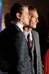 组图：《魔力麦克》伦敦首映舞男钱宁腐国受热捧