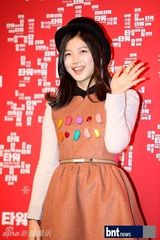 组图：JYJ俊秀与李珉廷宋允儿等助阵孙艺珍新片