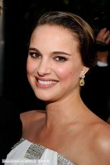 高清组图：美国演员工会奖红毯 妮可娜塔丽争艳