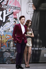 独家：张根硕撑《漂亮男人》 韩彩英身材恢复快