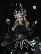 组图：麦当娜亮相超级碗 劲歌热舞火力全开