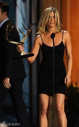 高清组图：安妮斯顿约翰逊迪亚兹捧场男士选择奖