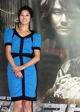 幻灯图：《无法者》首映 甘宇成张申英李胜敏出席