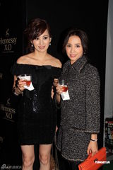 组图：汪诗诗汪圆圆姐妹花亮相 与罗霖吴婉芳相见欢