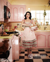 组图：脱衣舞娘蒂塔情趣闺房探秘 生活香艳奢华