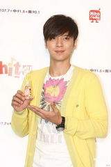 组图：罗志祥新专辑主打抒情歌 为旧爱selina加油