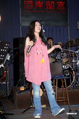 高清：万芳巡回音乐会起程 与好友乱弹阿翔首次同台