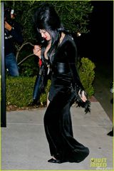 组图:群星惊悚亮相万圣节派对莱昂纳多变蒙面人