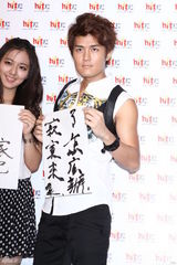 组图：吴克群赞徐若瑄身材 澄清与何超莲只是朋友