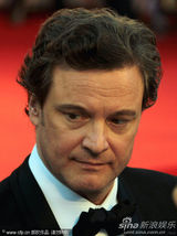 组图：《锅匠》首映 科林费斯加里奥德曼携妻亮相