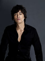 高清图：陈楚河最新写真出炉 深邃眼神尽显深沉