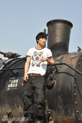 幻灯组图：快男长沙25强尘埃落定 率先进全国300强