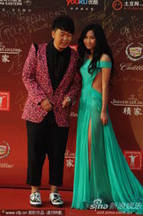 组图：陶红杜海涛李玉等走上海电影节红毯