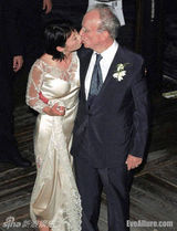 组图：默多克家谱三段婚姻6个孩子