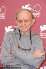 组图：导演怀斯曼独撑电影《在伯克利》发布会