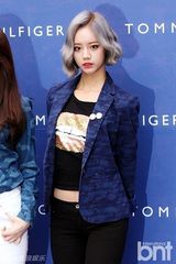 组图：神起昌珉FT在真刘仁娜等为品牌站台