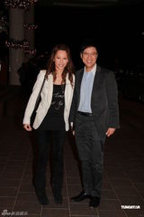 组图：梁靖琪黄敏豪婚宴众星捧场 先忙工作不急造人