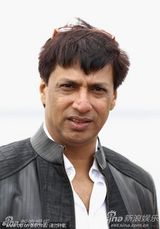 高清组图：《女英雄》记者会 艾西瓦娅-雷展风情