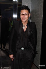 组图：各路大牌港星齐聚欧阳德勋与蔡立儿婚宴