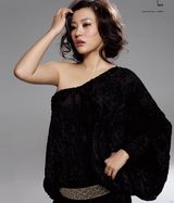 高清组图：郝蕾最新杂志大片 明眸皓齿五官精致