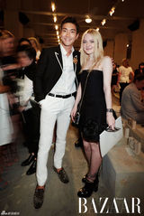 策划：韩版长腿偶吧 把长裤穿成九分裤的男人们