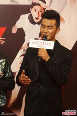 组图：于湉华晨宇交流默契 不介意在一起传言