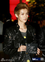 组图：韩团EXO首尔合体举办新碟粉丝签名会