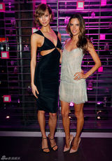 高清图：超模坎蒂斯狂欢趴梯旗袍短裙丰胸翘臀