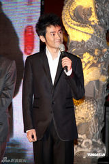 幻灯图集：《孔子》台湾首映 周润发心情大好笑不停