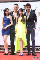 组图：陈怡蓉演风骚老板娘 王阳明开镜汗如雨下