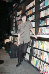 组图：何韵诗黄耀明亮相座谈会 大谈乐坛与工作