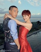 组图：陈小春应采儿蜜月照曝光 新婚甜蜜羡煞旁人