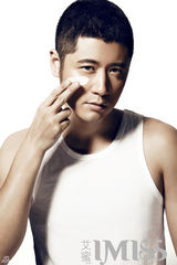 任重杂志大片鬼马先生多面人生