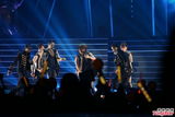 组图：韩国男团神话香港开唱 打造视听盛宴