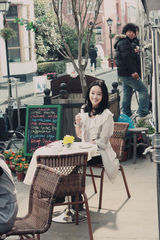 组图：赵子琪演绎欧洲风情秀 优雅气质成广告新宠