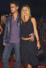 组图：盘点安妮斯顿与前夫皮特昔日甜蜜瞬间