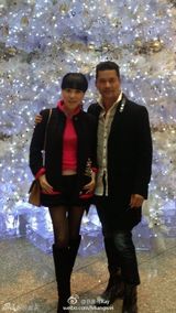 组图：吕良伟妻儿近照曝光 爱子可爱似红人小胖