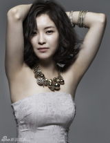 组图：韩国女星尹世仁最新时尚写真展温婉知性韵味