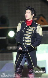 组图：王力宏压轴迎接新年人气旺