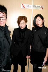 高清图：陈宝珠为母设灵 郑秀文等友人前来悼念