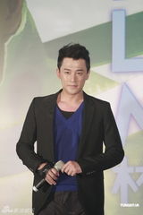 组图：林峰宣传演唱会无线众艺人捧场