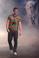 组图：《哈利波特》全员搞基？隆巴顿爽摸裸男