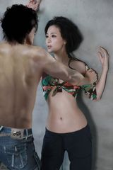 高清图：于越图片电影第二辑 破茧成蝶华美新生