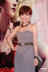 组图：梁静茹6月红馆开唱 称不会放弃歌唱事业