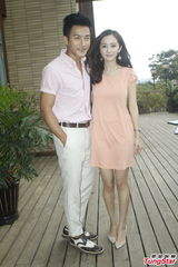 组图：刘恺威笑称愿为杨幂买单 父母极度肯定准媳妇