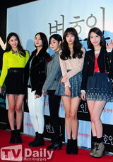 组图：崔始源金荷娜李升基等为《辩护人》站台