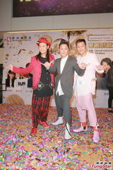 组图：苟芸慧服药治甲状腺 胡定欣暂无结婚计划